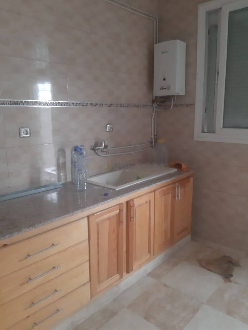 Location Appartement F5 Sidi M'Hamed