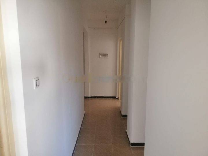 Location Appartement F3 Dar El Beida