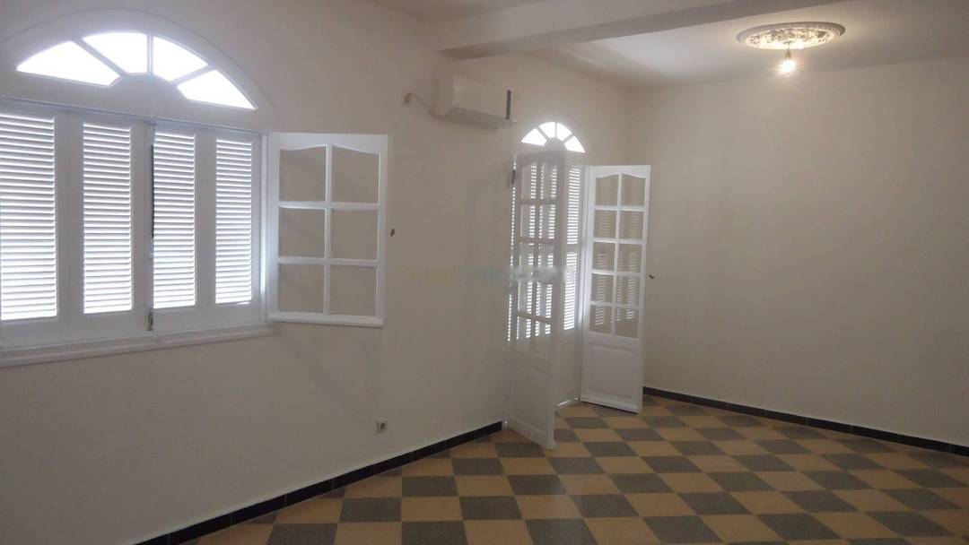 Location Appartement F3 Dely Ibrahim