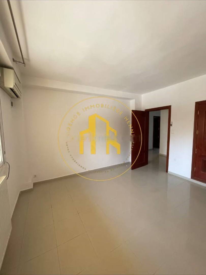 Location Appartement F5 El Achour