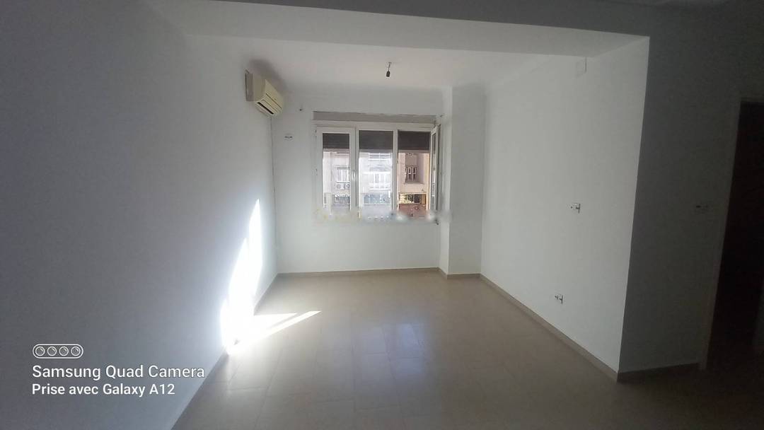 Location Appartement F5 Hydra