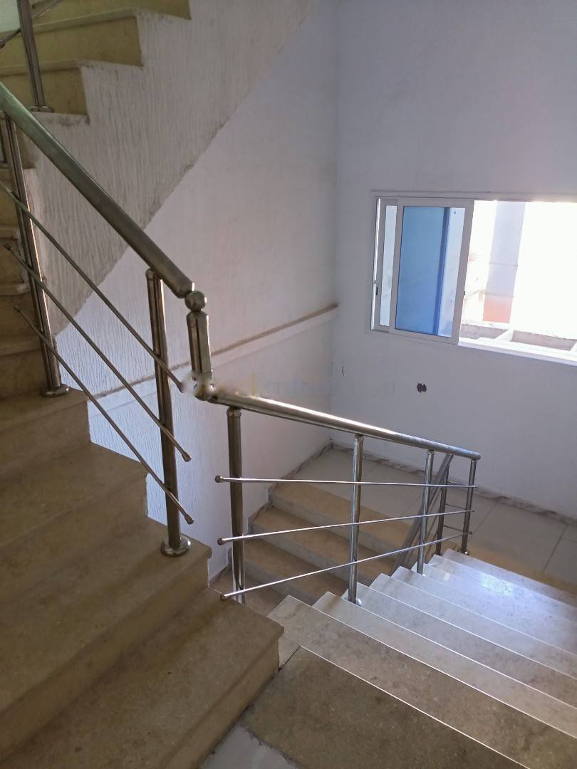 Location Appartement F10 Birkhadem