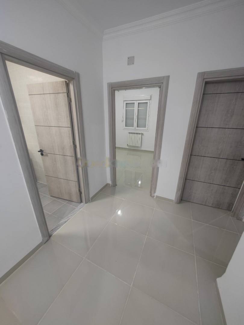 Location Appartement F5 Kouba