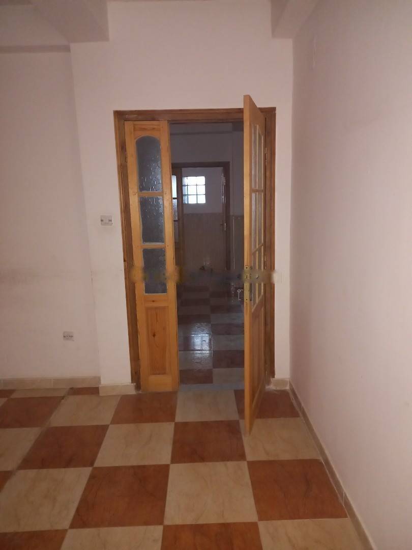 Location Niveau de villa F4 Mohammadia