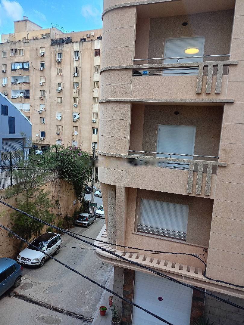 Location Appartement F3 Hydra