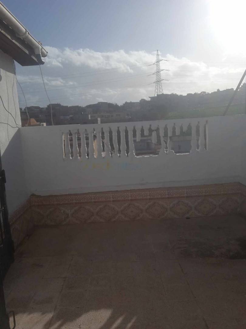 Location Niveau de villa F4 Birkhadem