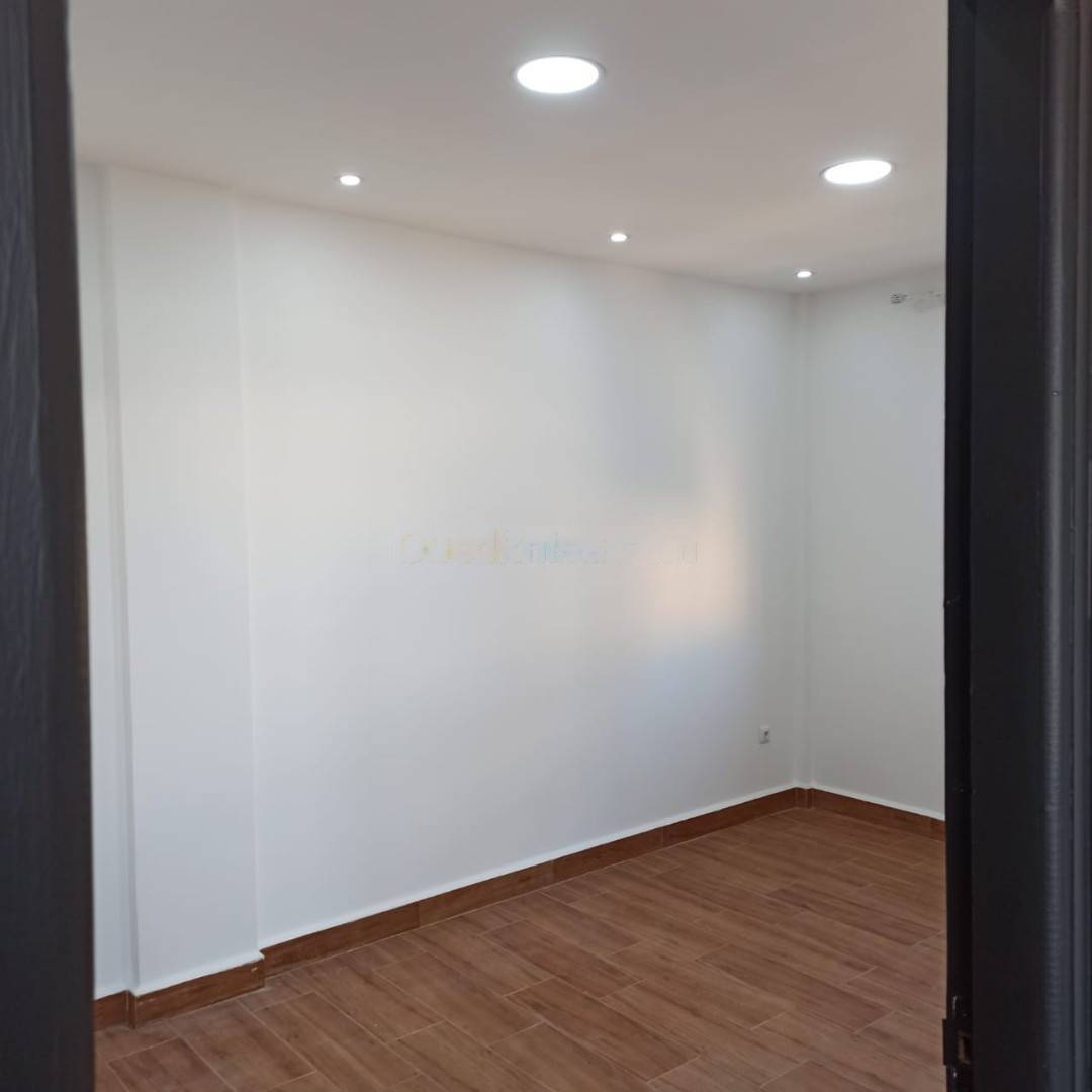 Location Niveau de villa F4 Bordj El Bahri