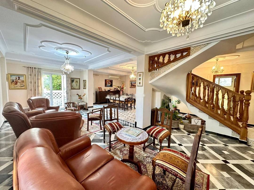 Vente Appartement F6 El Mouradia