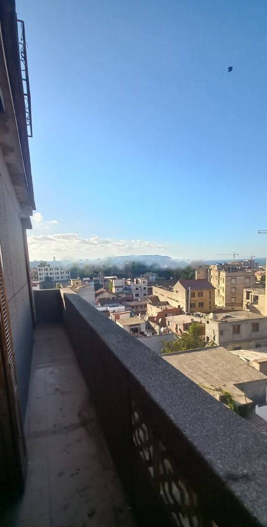 Location Appartement F3 Hussein Dey