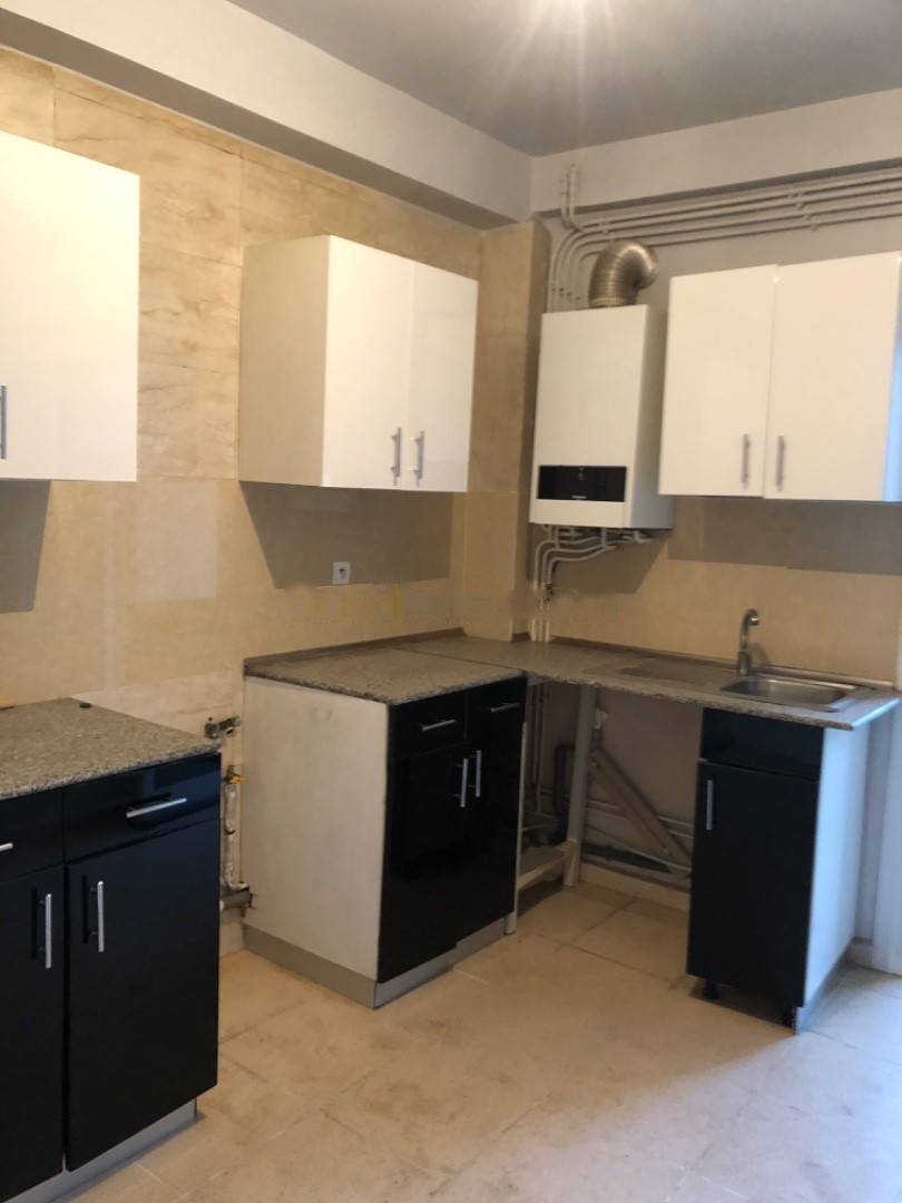 Location Appartement F3 Baba Hassen