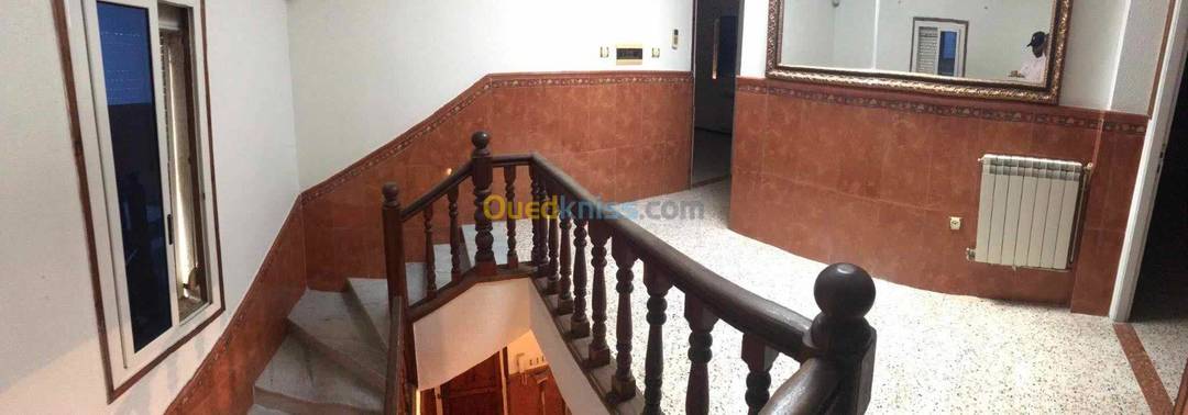 Location Appartement F5 Ain Taya