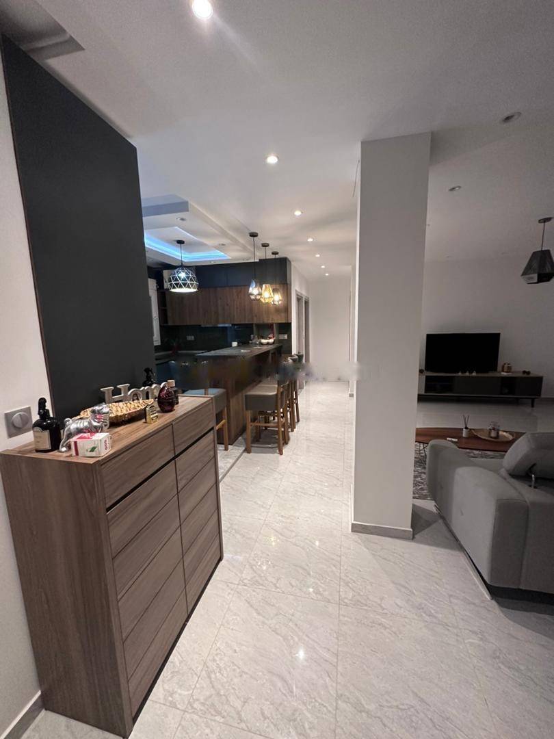 Location Appartement F4 Birkhadem