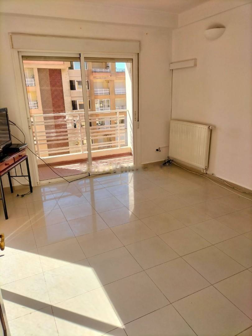 Location Appartement F04 El Achour