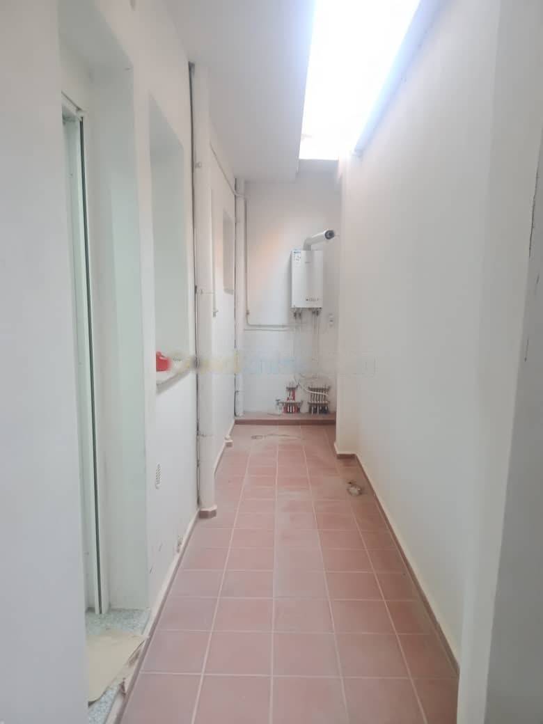 Location Appartement F3 Dely Ibrahim