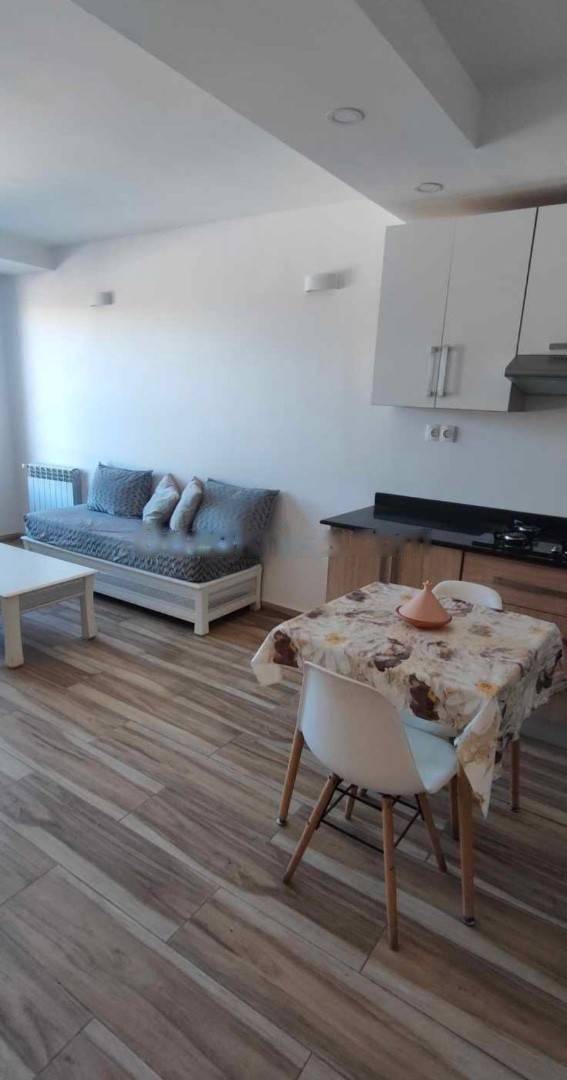 Location Appartement F4 El Achour