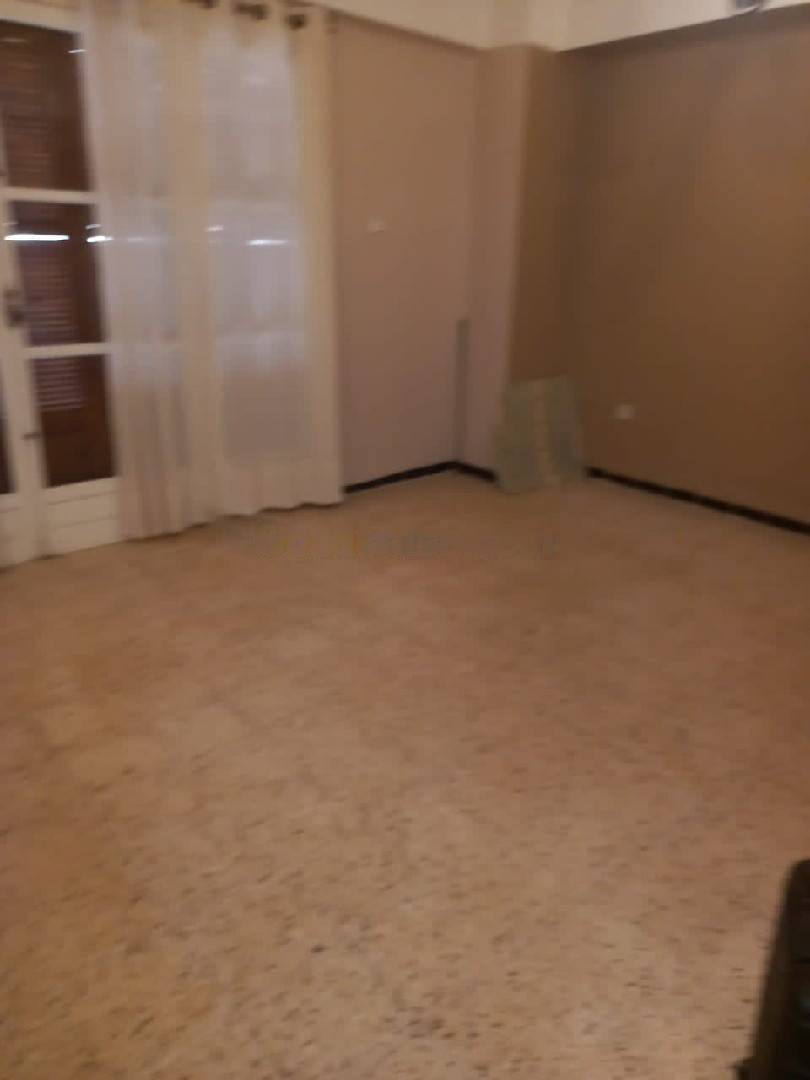 Location Appartement F4 Ben Aknoun