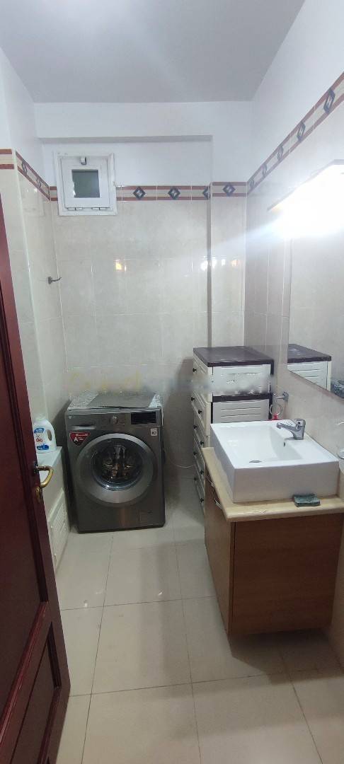 Location Appartement F3 El Achour