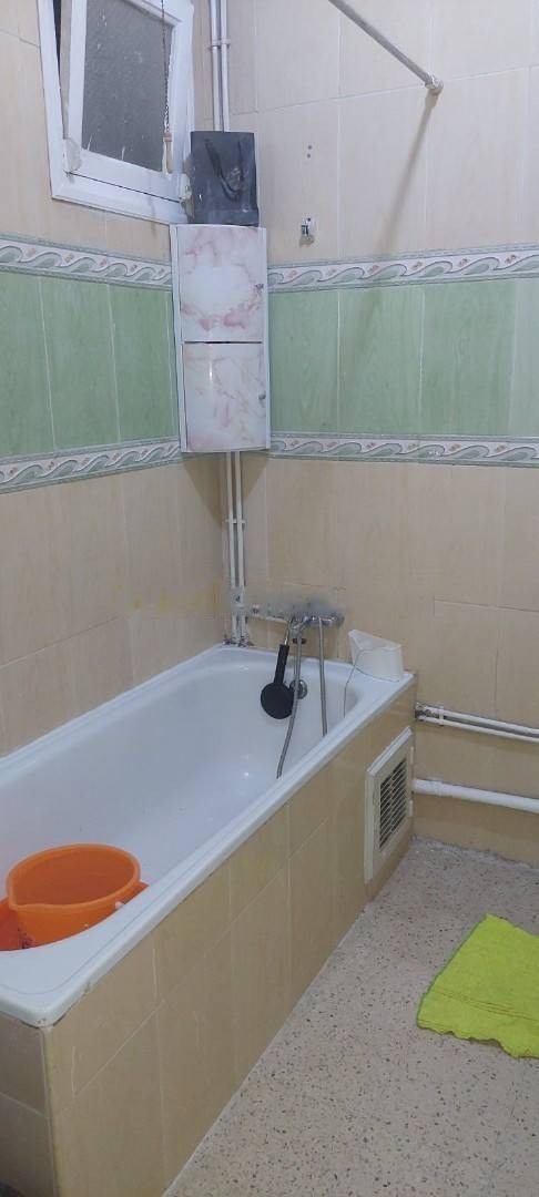 Location Appartement F3 Bab Ezzouar