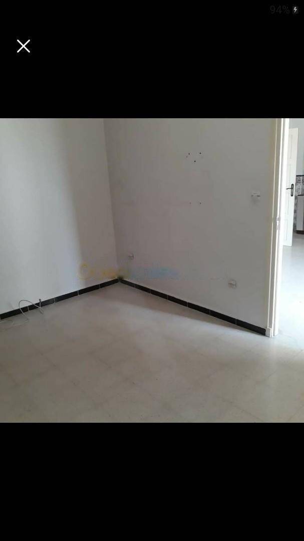 Location Niveau de villa F4 Birkhadem