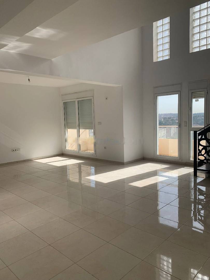 Location Appartement F6 Birkhadem