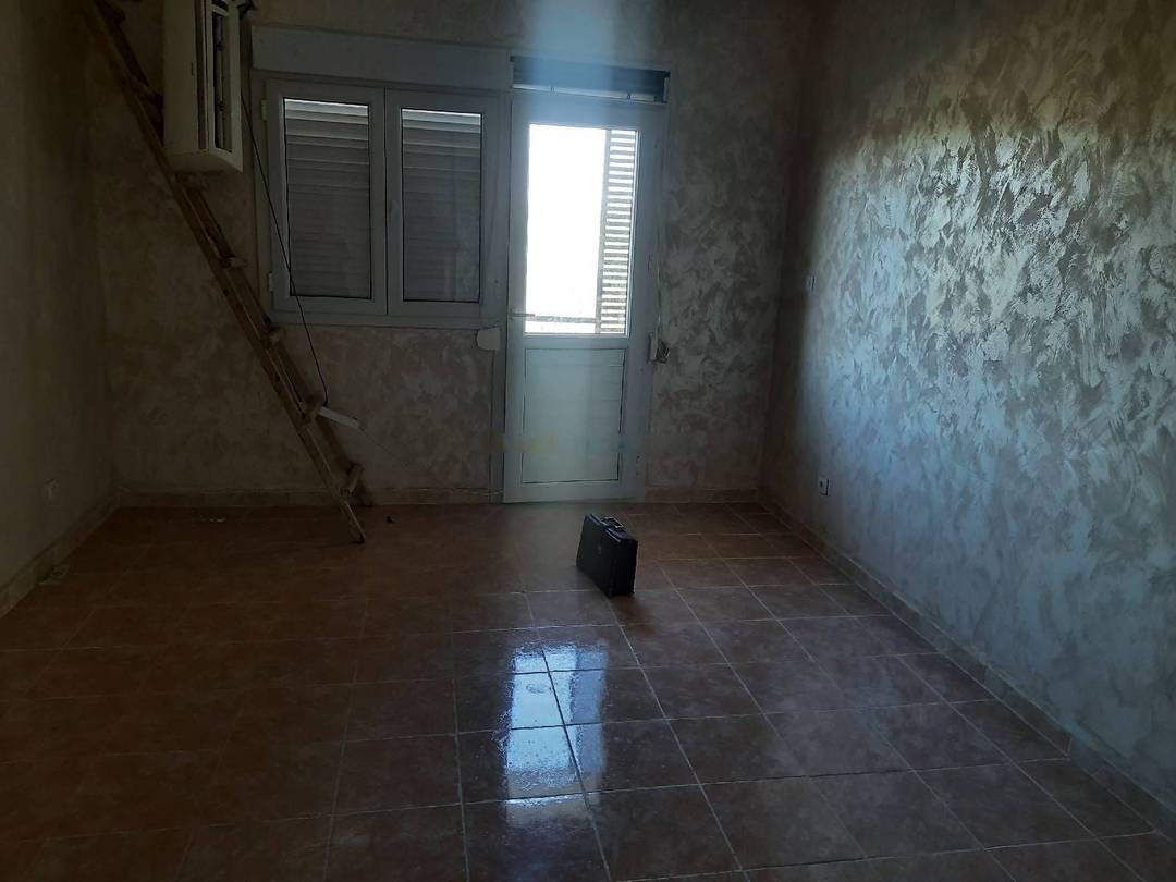 Location Appartement F4 Baba Hassen