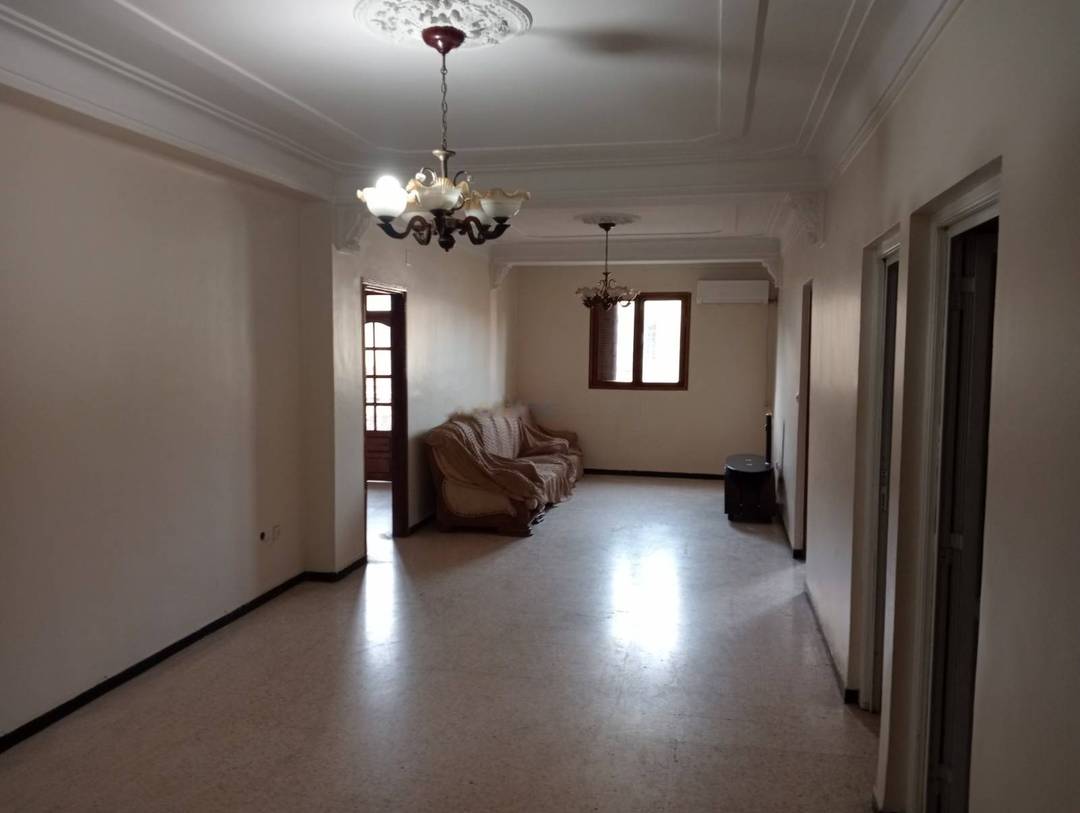 Location Niveau de villa F5 Kouba