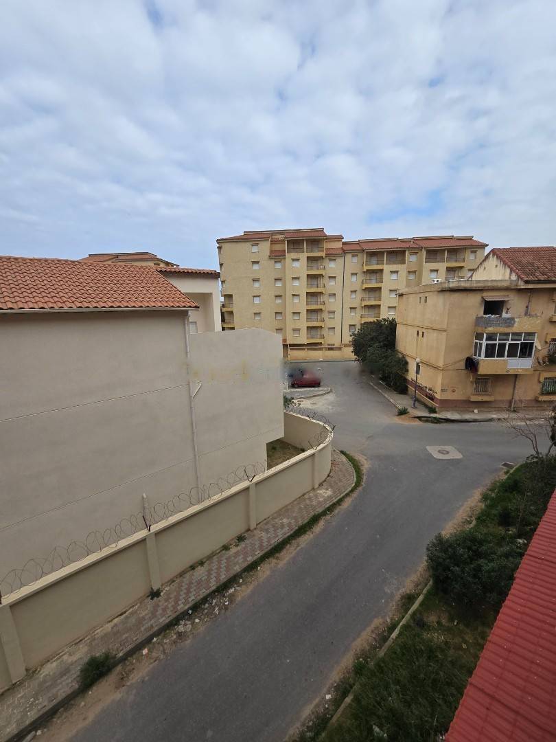 Location Appartement F3 Staoueli