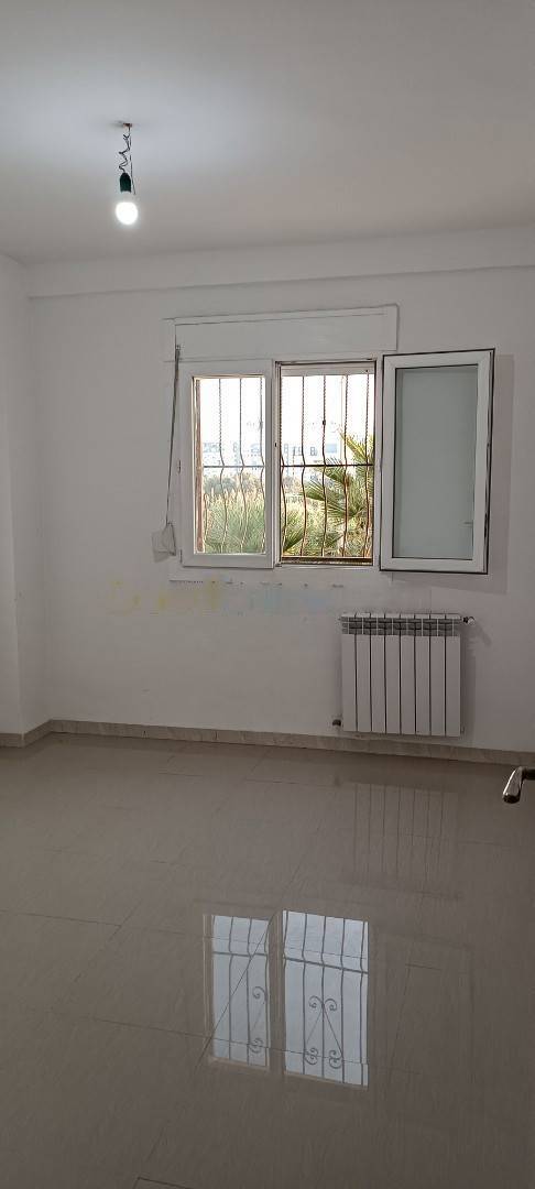 Location Appartement F4 Bordj El Bahri