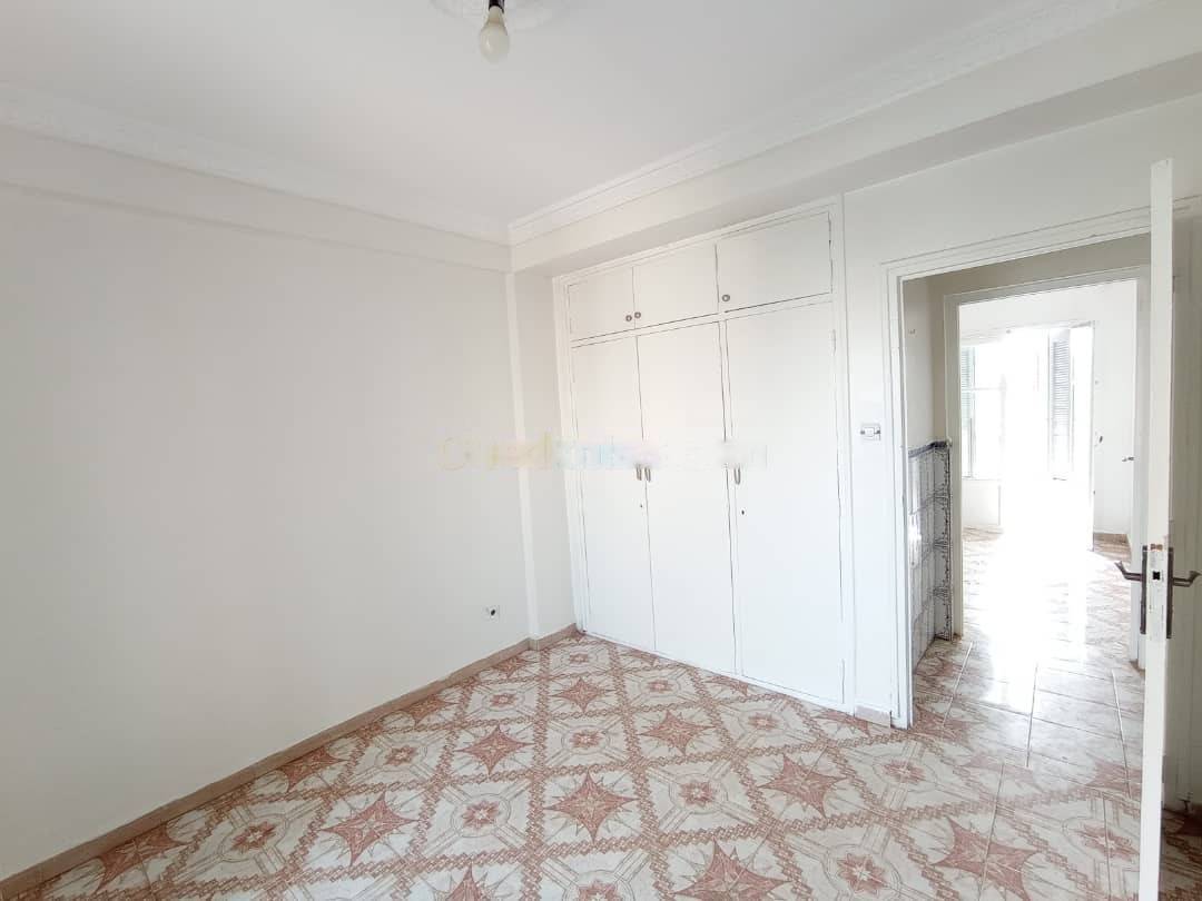 Location Appartement F3 Mohammadia