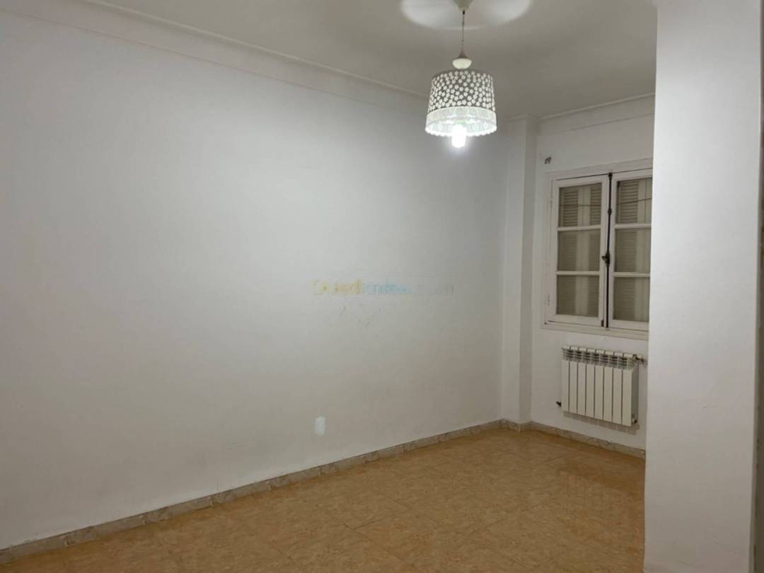 Location Appartement F3 Birkhadem