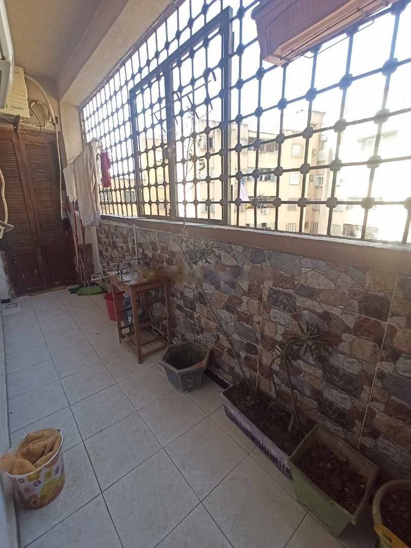 Location Appartement F4 El Achour