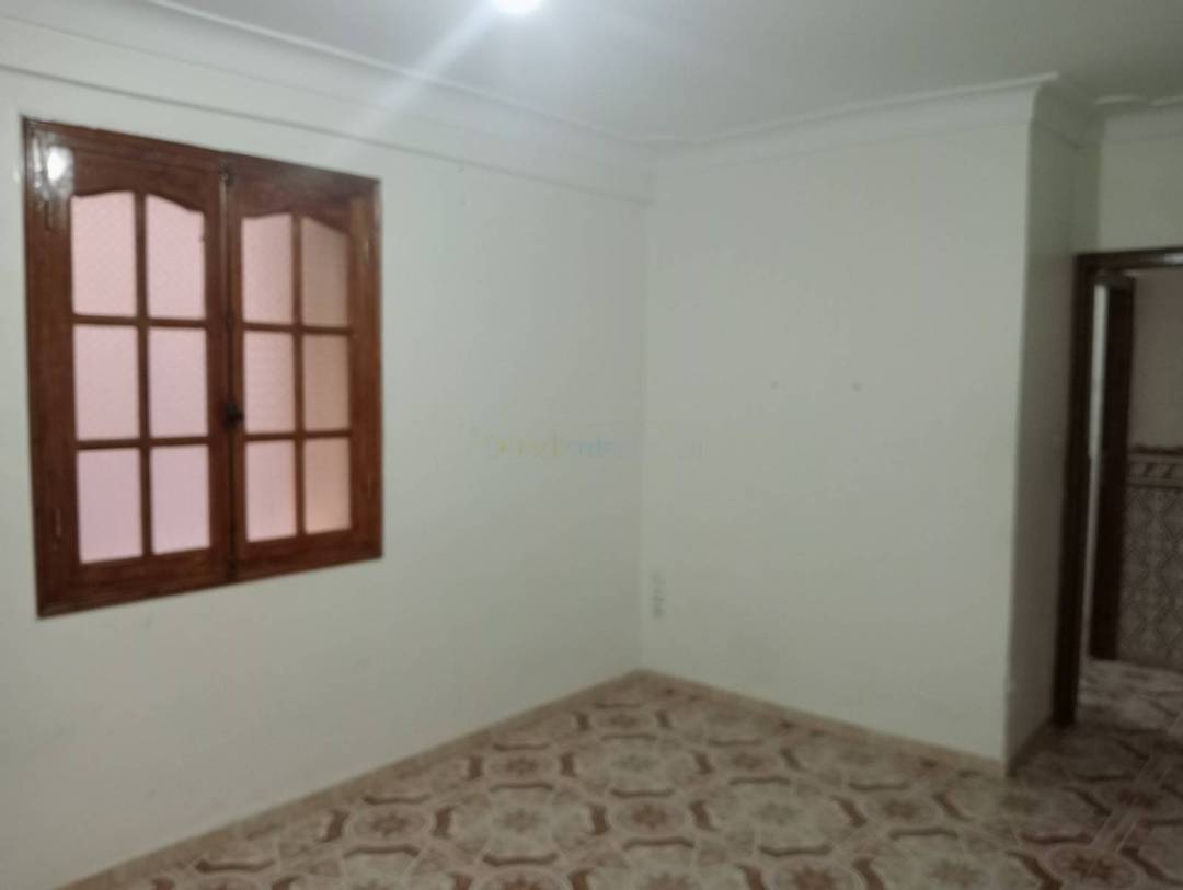 Location Appartement F3 Hydra