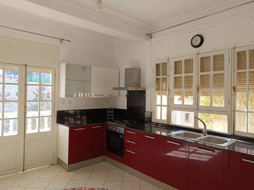 Location Niveau de villa F4 Hydra