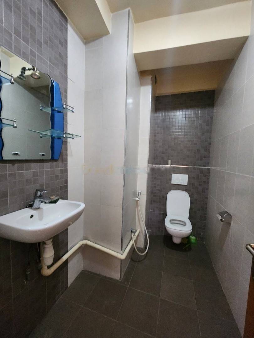 Location Appartement F4 Hydra