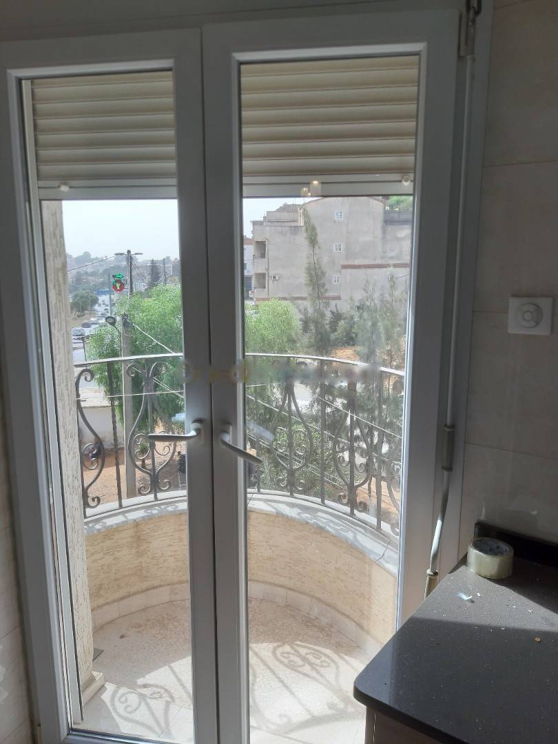 Location Appartement F6 Birkhadem