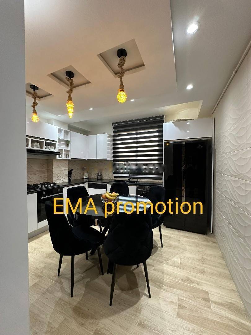 Vente Appartement F8 Bordj El Bahri