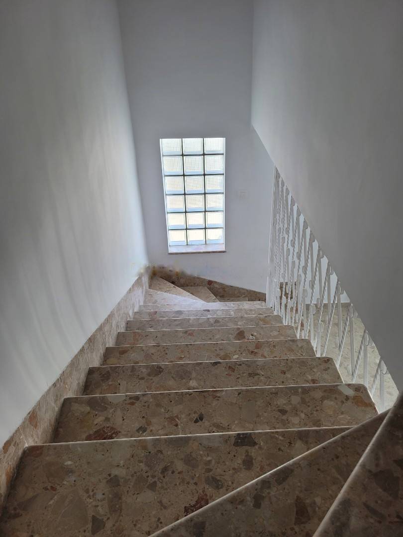 Location Appartement F5 Dely Ibrahim