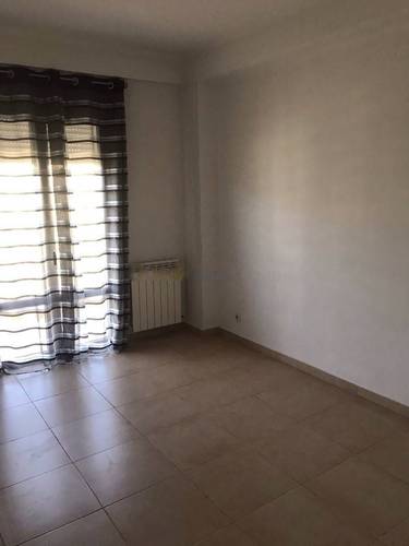 Location Appartement F4 Djasr Kasentina