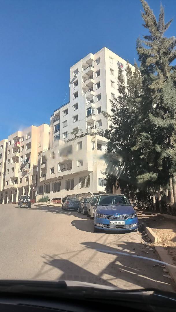 Location Appartement F4 Birkhadem