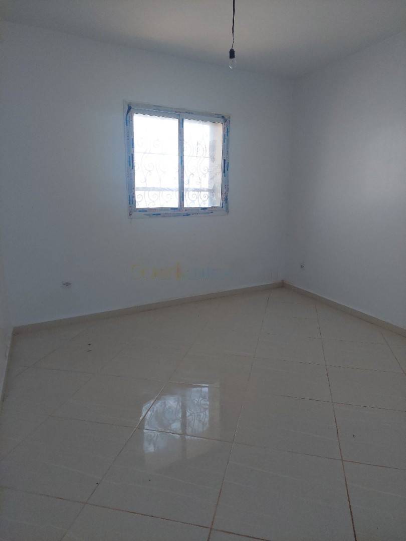 Location Appartement F4 Bab El Oued