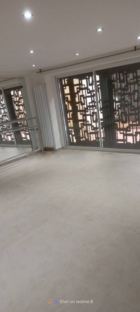 Location Local F6 Dely Ibrahim