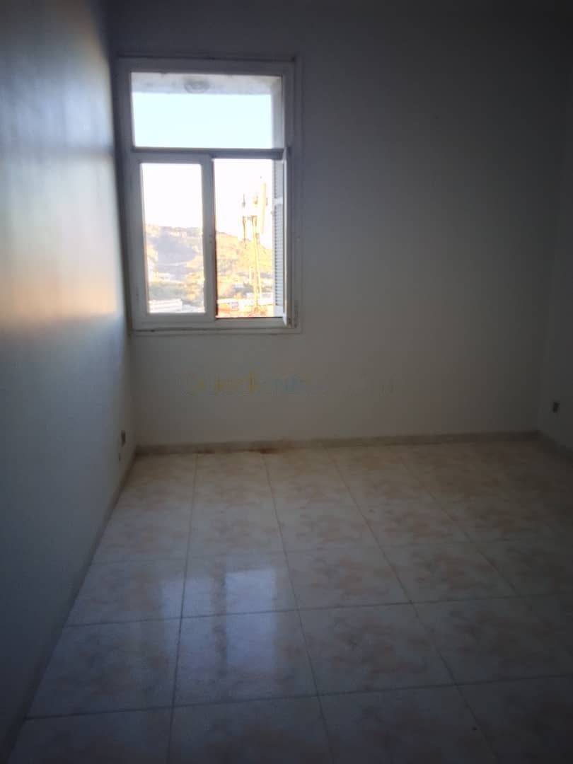 Location Appartement F3 El Biar