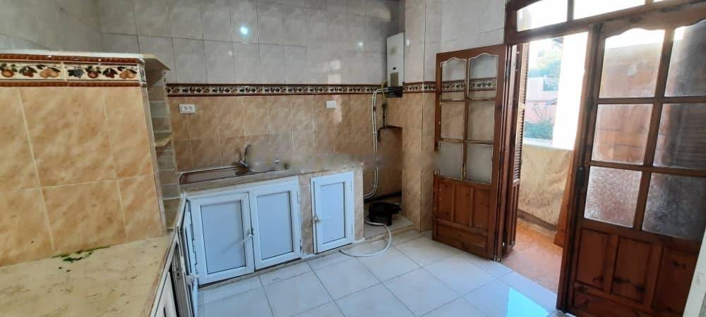 Location Niveau de villa F4 Djasr Kasentina