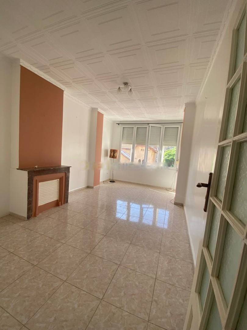 Location Appartement F3 Hydra