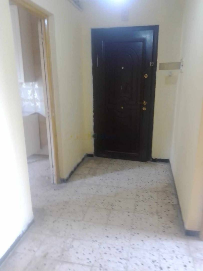 Location Appartement F5 Bab Ezzouar