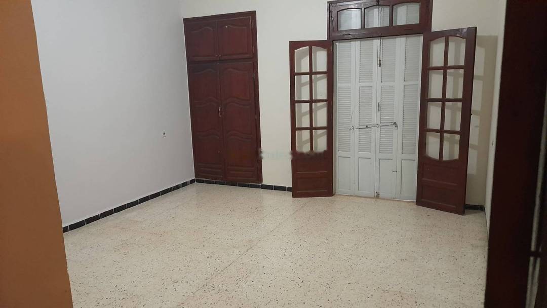 Location Niveau de villa F5 Cheraga