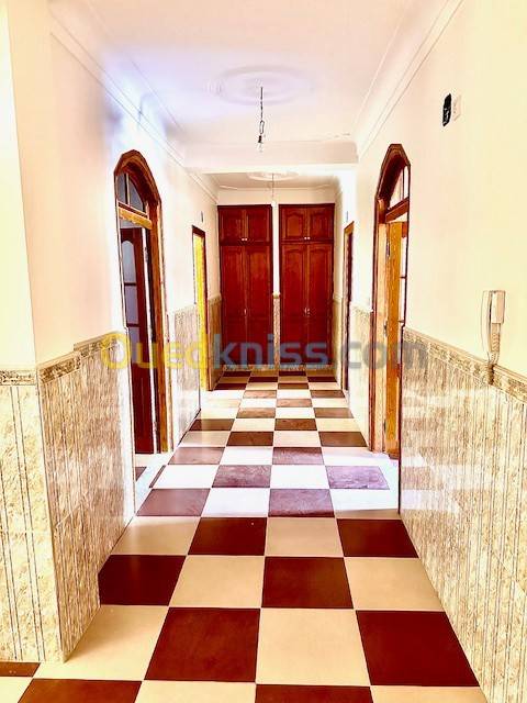 Vente Villa F9 Bordj El Bahri