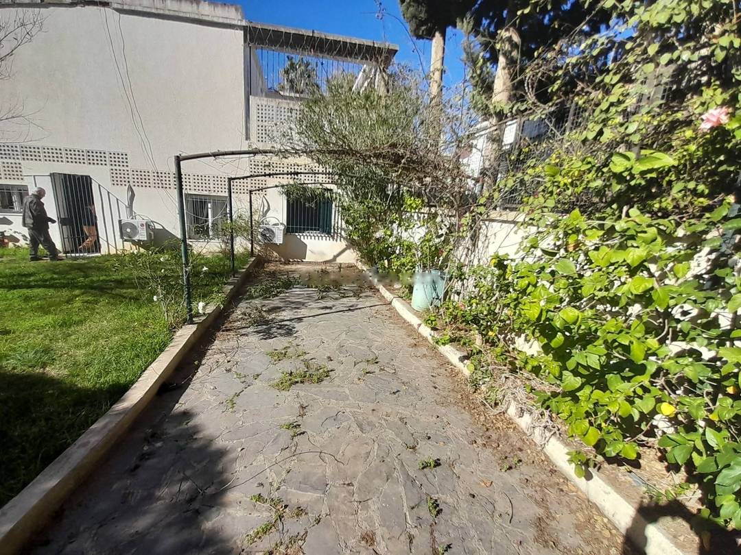 Location Niveau de villa F3 Cheraga