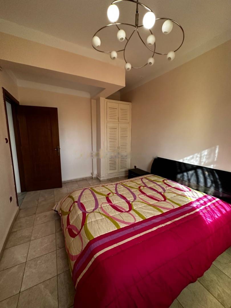 Location Appartement F4 Bir Mourad Rais