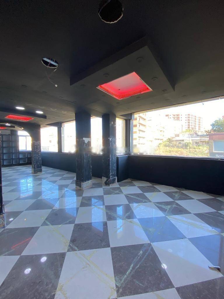 Location Local F0 Dely Ibrahim